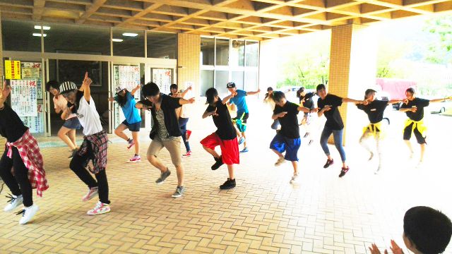 サマータイムでダンス!(2015)