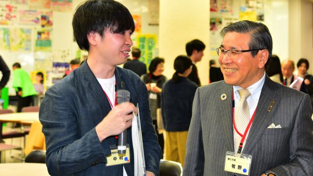 第3部の「まちづくり大博覧会」では、市長と一緒にブース紹介☆
